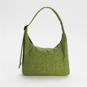 BAGGU Mini Nylon Shoulder Bag in Avocado